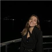 studentessa universitaria in Lettere moderne offre ripetizioni di italiano e latino
